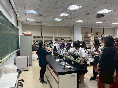 20250429龍潭高中蒞系參訪-8圖片