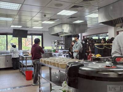 【20251205】中壢家商家政科.流行服飾科蒞系參訪-6圖片